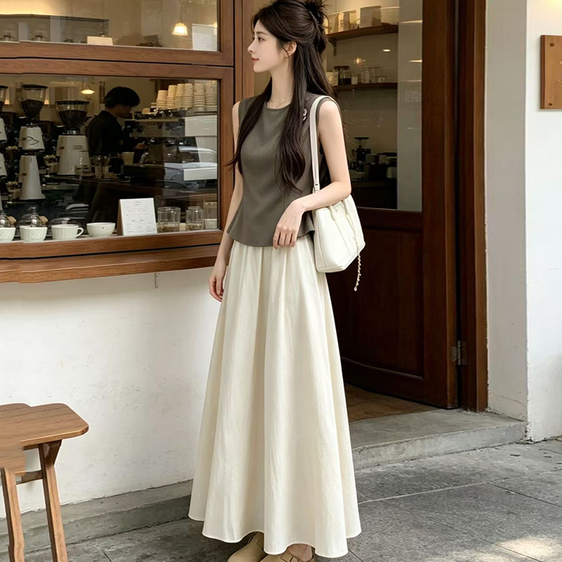 Summer Alt Clothing - Set Rok Vest Pinggang Ramping Motif